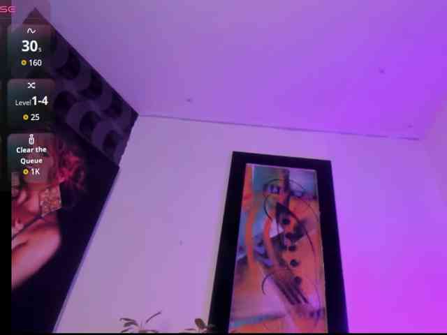 CiaraSmith-TS Sex Cam Show