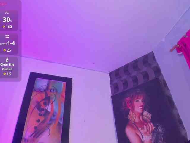 CiaraSmith-TS Sex Cam Show