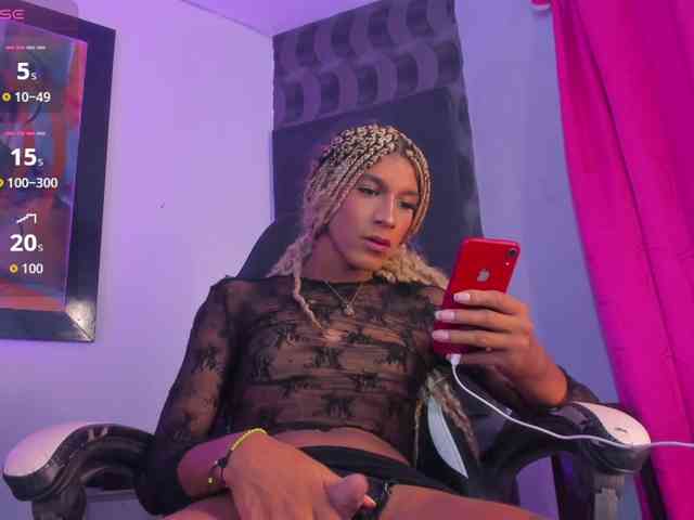 CiaraSmith-TS Sex Cam Show