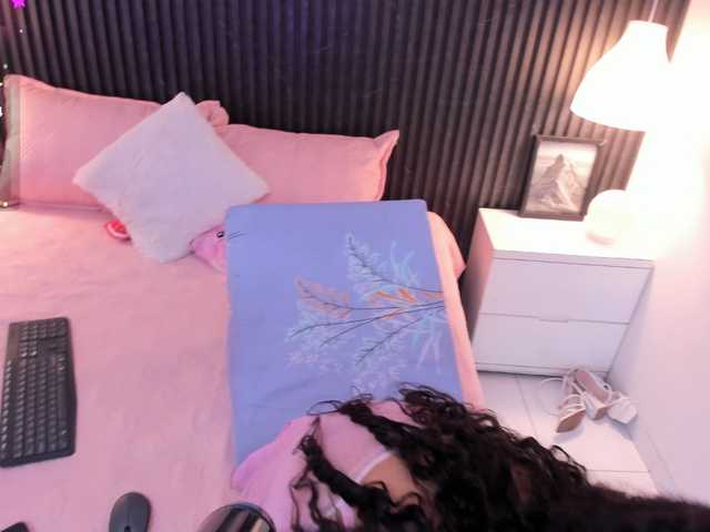 Lena-Ricci live cam on BongaCams