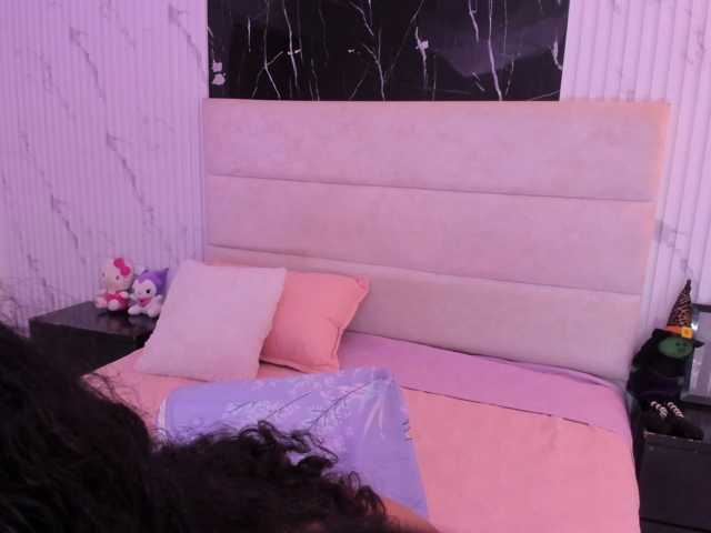 Lena-Ricci live cam on BongaCams