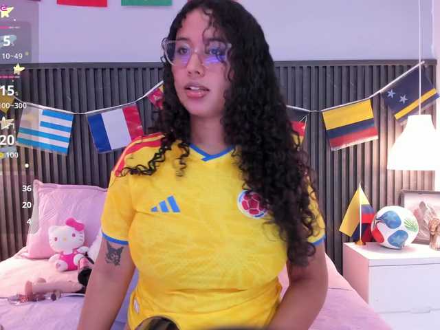 Lena-Ricci live cam on BongaCams