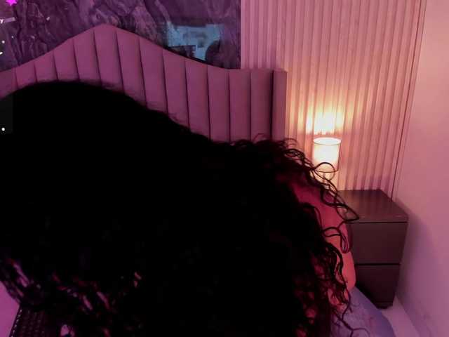 Lena-Ricci live cam on BongaCams