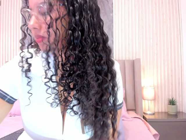 Lena-Ricci, en vivo ahora en BongaCams