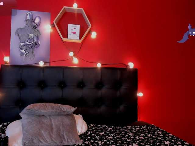 Gomory-kitty live cam on BongaCams