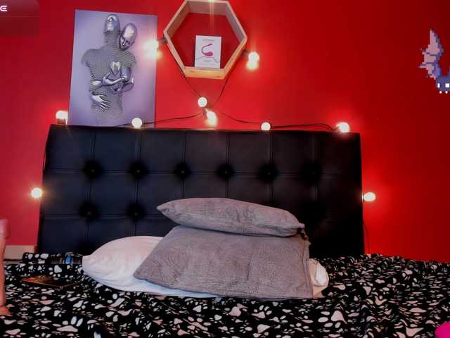 Gomory-kitty live cam on BongaCams