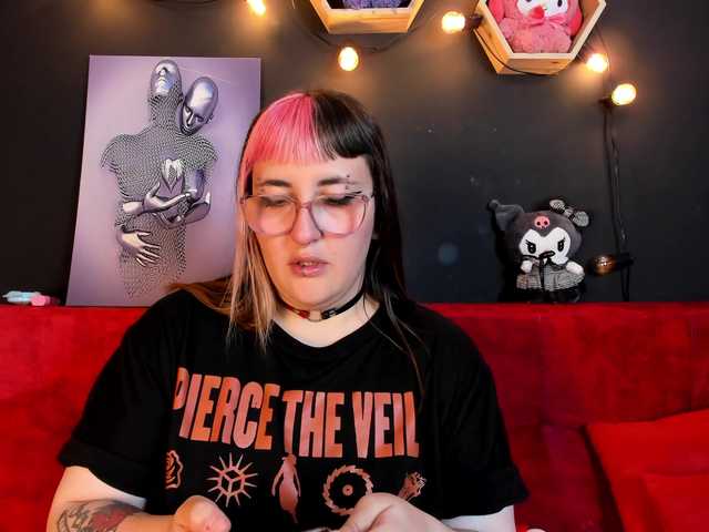 Gomory-kitty live cam on BongaCams