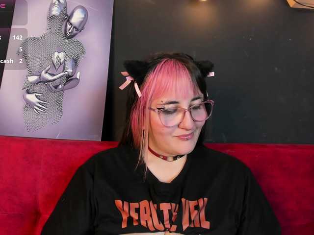 Gomory-kitty live cam on BongaCams