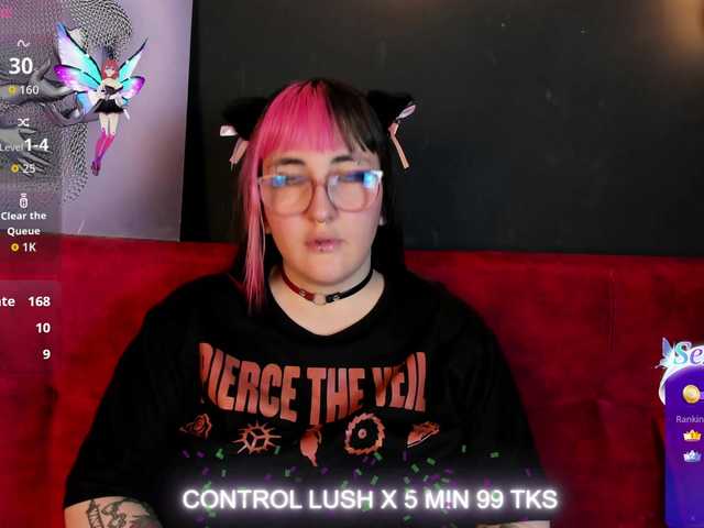 Gomory-kitty live cam on UnifiedCams