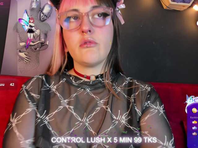 Gomory-kitty live cam on BongaCams