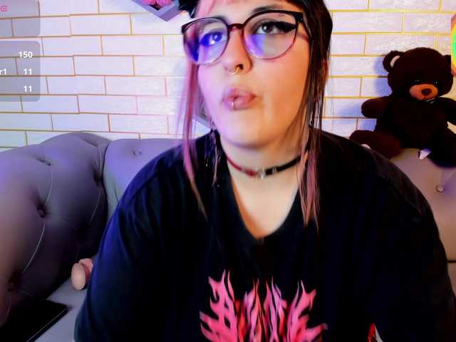 Gomory-kitty live cam on BongaCams