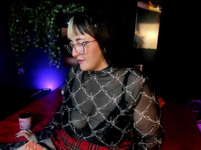 Gomory-kitty's BongaCams show and profile