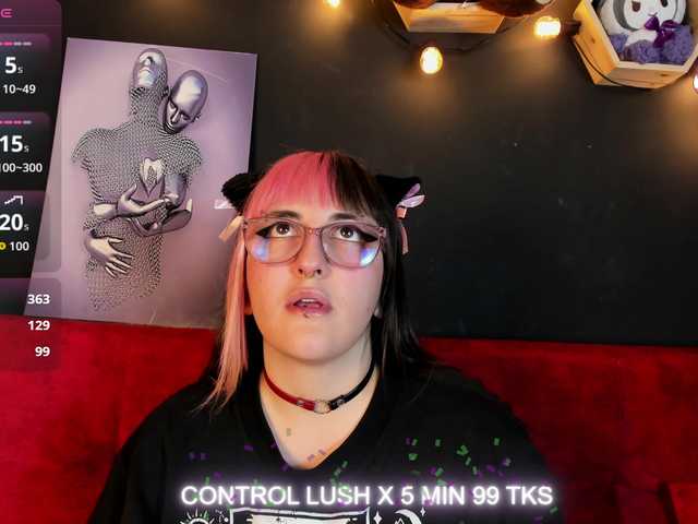 Gomory-kitty live cam on BongaCams