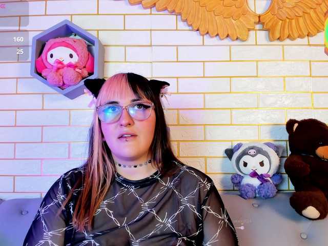 Gomory-kitty live cam on BongaCams