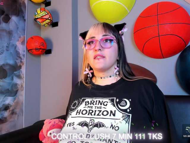 Gomory-kitty live cam