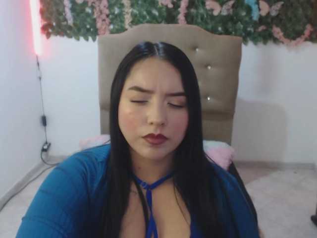 adaracute69 live cam on BongaCams