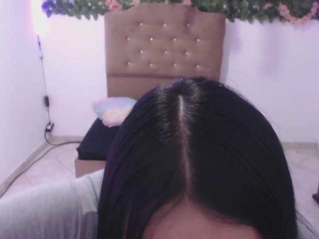 adaracute69 live cam on BongaCams