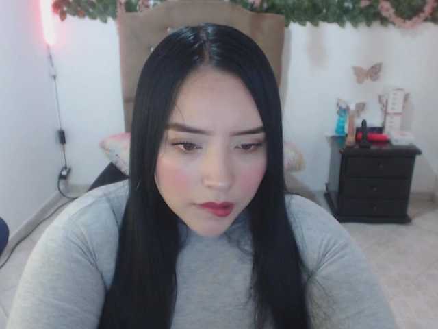 adaracute69 live cam on BongaCams