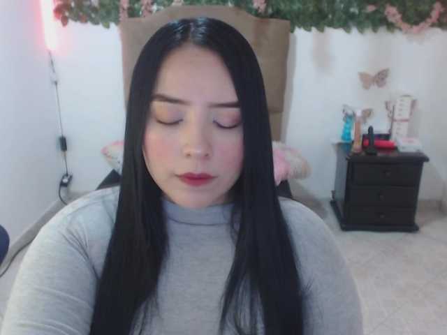 adaracute69 live cam on BongaCams