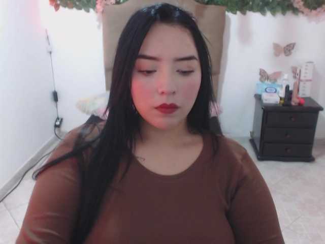 adaracute69 live cam on BongaCams