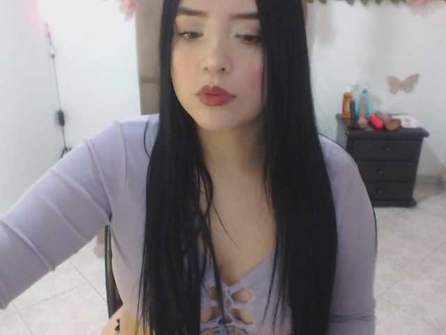 adaracute69 live cam on BongaCams