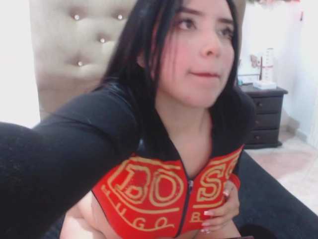 adaracute69 live cam on BongaCams
