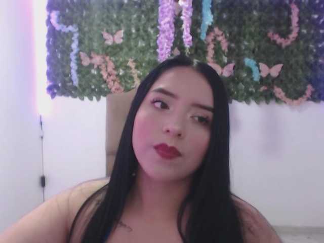 adaracute69 live cam on BongaCams