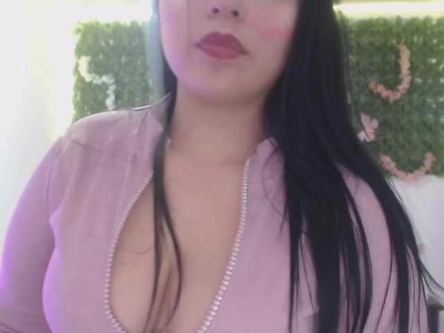 adaracute69 live cam on BongaCams