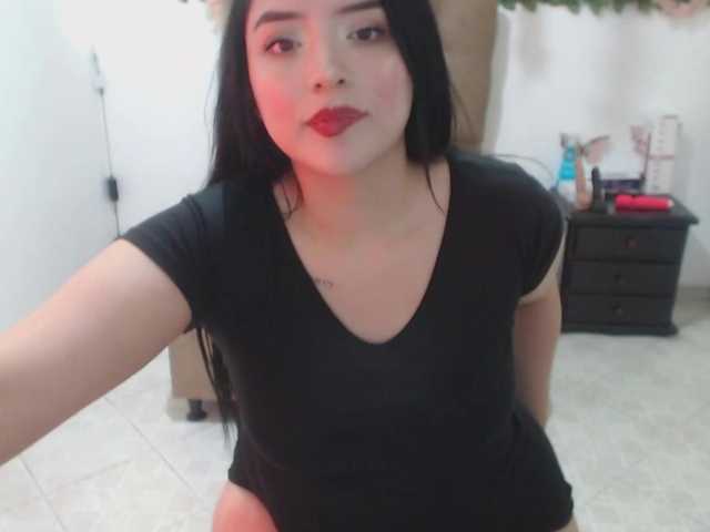 adaracute69 live cam on BongaCams