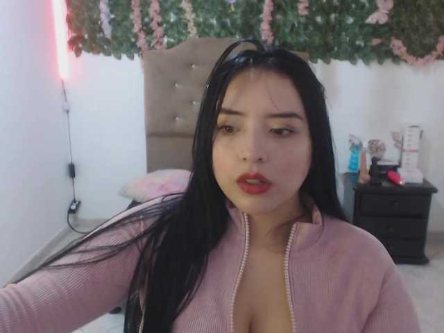 adaracute69 live cam on BongaCams