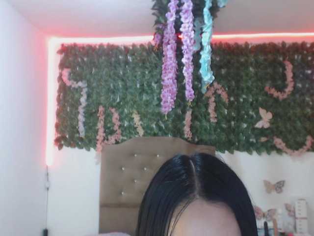 adaracute69 live cam on BongaCams