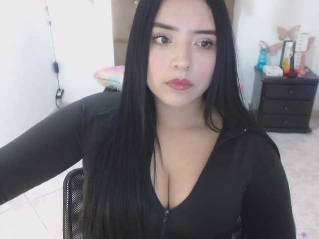 adaracute69 live cam on BongaCams