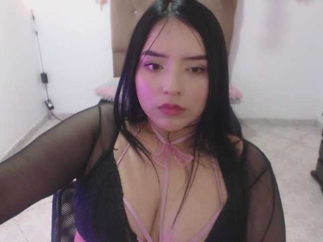 adaracute69, en vivo ahora en BongaCams