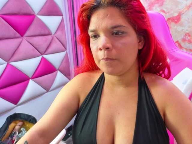 MelanyCarte live cam on BongaCams