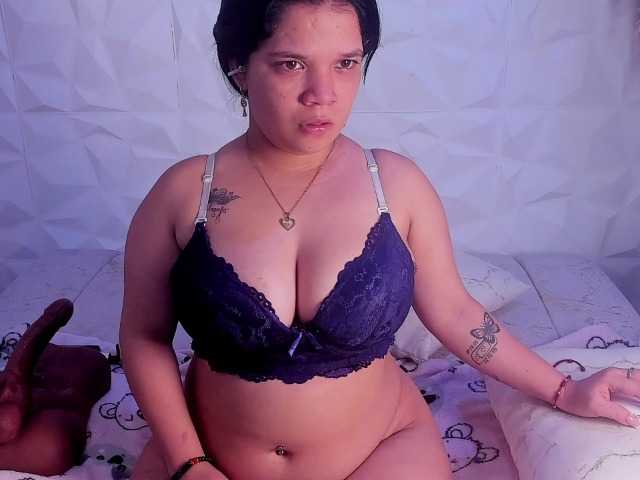 MelanyCarte live cam on BongaCams