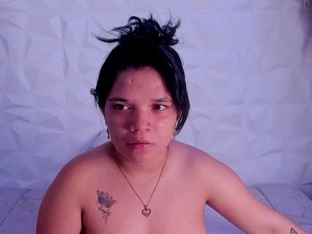 MelanyCarte live cam on BongaCams
