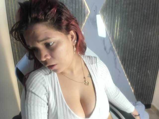 MelanyCarte live cam on BongaCams