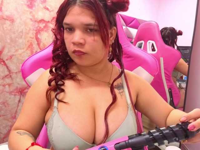 MelanyCarte live cam on BongaCams