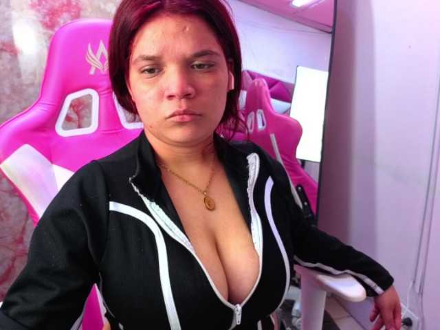 MelanyCarte live cam on BongaCams