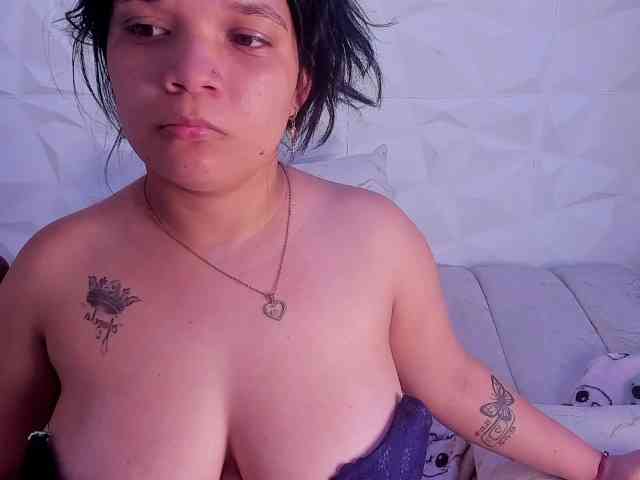 MelanyCarte webcam