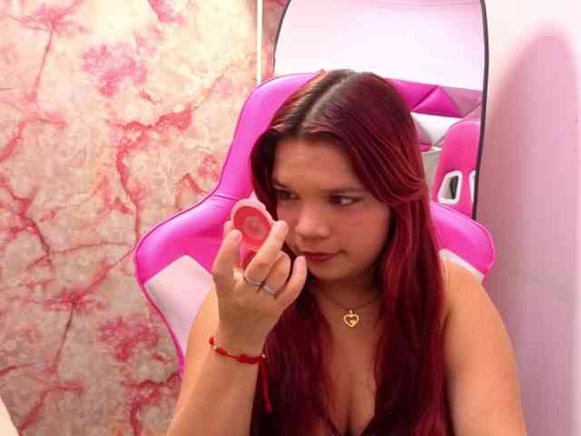 MelanyCarte webcam