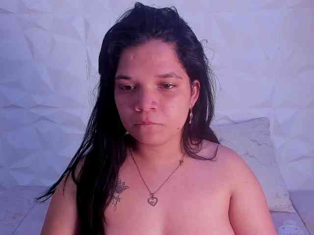 MelanyCarte webcam