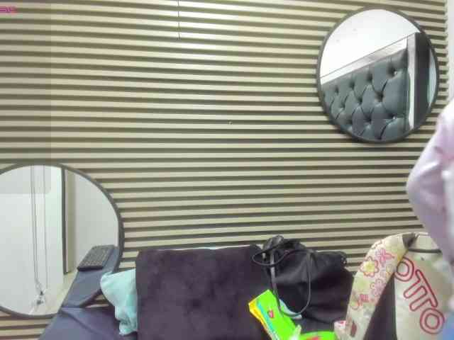 MelanyCarte webcam