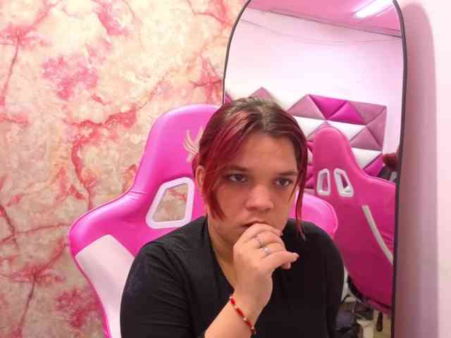 MelanyCarte webcam