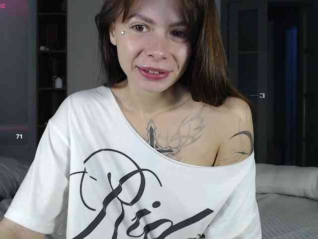 HoneyMira webcam