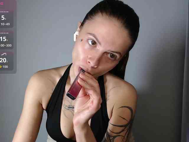 HoneyMira webcam