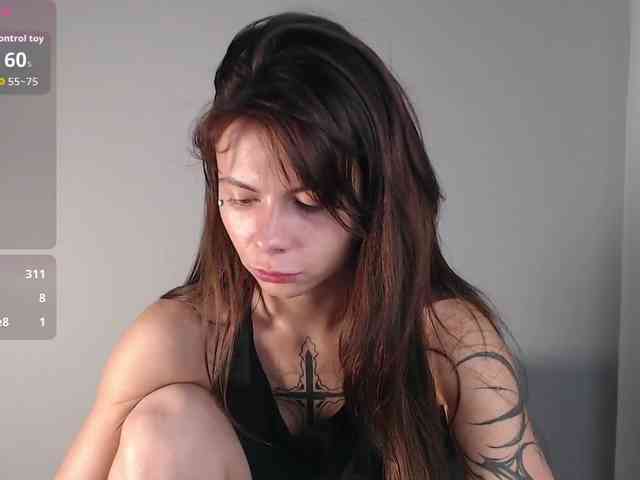 HoneyMira Live Webcam on BongaCams