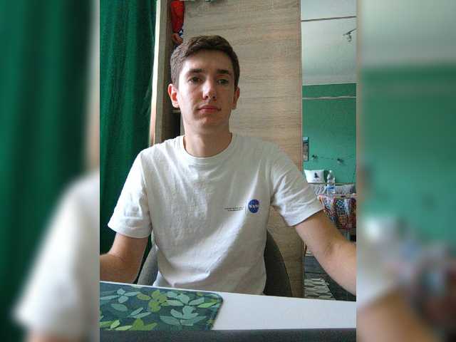 Lonelyboy0 — live male cam