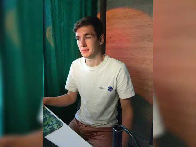 Lonelyboy0 — live male cam