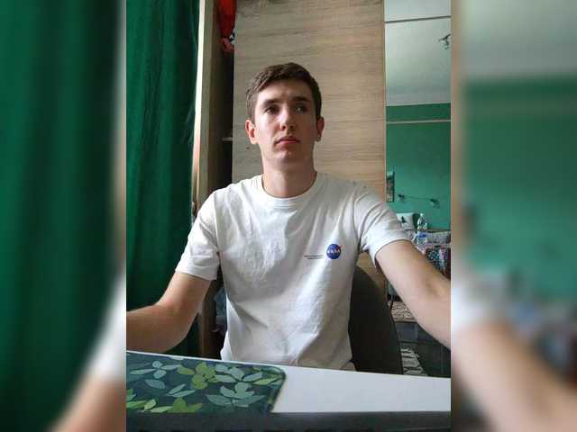 Lonelyboy0 — live male cam